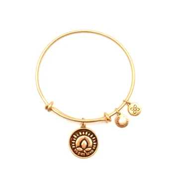 Urban Leaves Vegan Love Bangle, gold tone